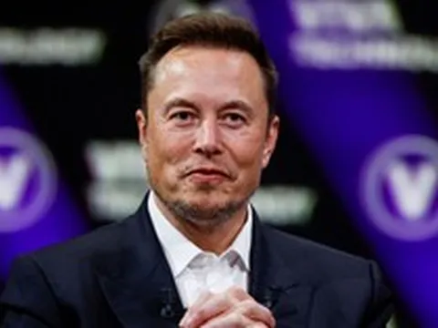 Elon Musk dự báo: 1 tỷ robot hình người sẽ xuất hiện trong 10 năm tới, tạo ra năng suất vượt toàn bộ nhân loại