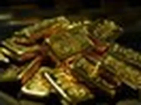 Giá vàng quay đầu điều chỉnh, quỹ lớn nhất thế giới hành động gì?
