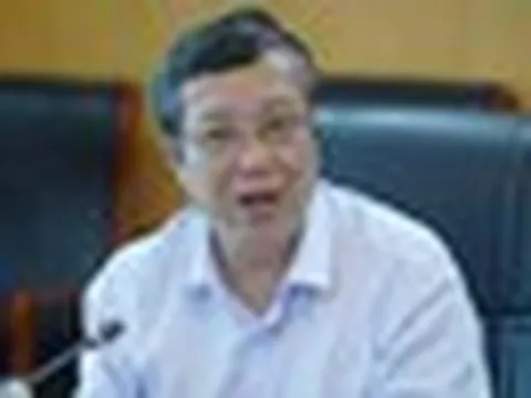Kỷ luật buộc thôi việc với Thứ trưởng Bộ Nông nghiệp và Môi trường Hoàng Trung