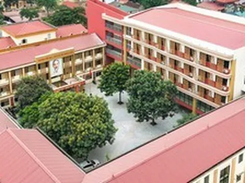 Trường liên cấp đầu tiên ở xã đảo duy nhất Hà Nội có gì đặc biệt?