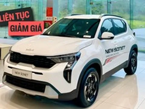 Kia Sonet lại tạo 'đáy' mới, giá thực tế chưa đến 440 triệu