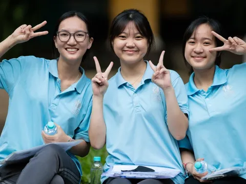Chính phủ yêu cầu nghiên cứu đổi mới thi cử, tuyển sinh