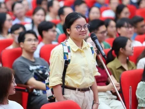 Lý do ĐH Y Hà Nội vẫn giữ 'hô tên' chọn chuyên ngành bác sĩ nội trú