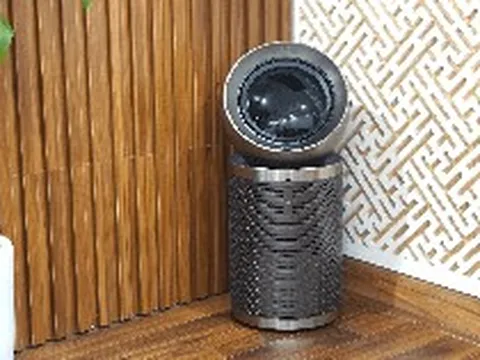 Mẫu máy lọc không khí biết ‘đuổi theo’ người dùng