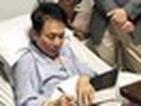 Vợ cố nhạc sĩ Phú Quang nhận tài sản hơn 16 tỷ đồng, 3 con riêng được hưởng gì?