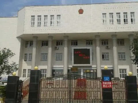Trộm 77 triệu đồng cùng vòng vàng của ông bà, cháu gái lĩnh 6 tháng tù