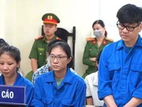 Chỉ đạo sản xuất hơn 167.000 hộp kẹo Kera giả, Chủ tịch ASIA LIFE lĩnh 15 năm tù