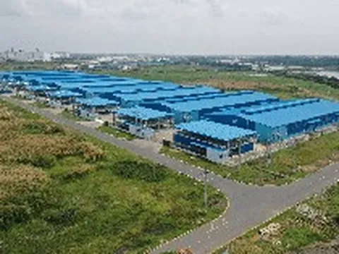 Nhà xưởng bất ngờ vượt đất công nghiệp, hút hơn 7 tỷ USD vốn FDI sản xuất mới vào Việt Nam