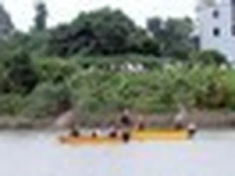 Dũng cảm lao xuống sông cứu người, Thiếu tá quân đội bị nước cuốn mất tích