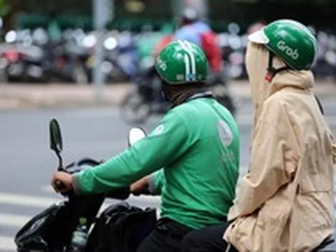 3 cuốc xe bị huỷ trong một buổi sáng và câu chuyện mưu sinh của những tài xế Grab