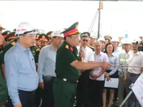 Thận trọng xem xét phương án xây cầu cạn trên tuyến cao tốc Cà Mau - Đất Mũi