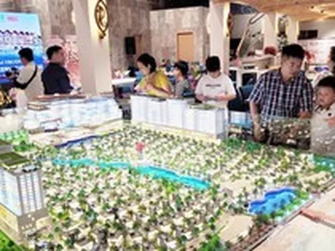 Doanh nghiệp bất động sản đối mặt với áp lực đáo hạn trái phiếu