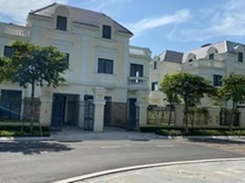 Đề xuất mở tài khoản bảo đảm 5% tiền làm sổ hồng: Lợi cho chủ đầu tư, người mua nhà vẫn "cầm đằng lưỡi"