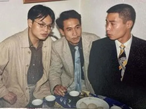 Tình bạn thân thiết từ thời sinh viên của NSND Công Lý và NSND Trung Hiếu