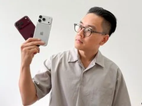 Mở hộp iPhone 18 Pro và iPhone 18 Pro Max chính hãng Việt Nam trước giờ mở bán: Silver đã đẹp hơn, Burgundy như một ly vang hảo hạng
