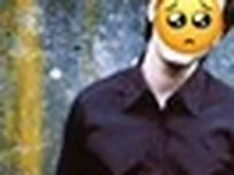 Danh tính nam ca sĩ nổi tiếng vừa qua đời vì suy tim trong sáng 19/9, để lại con gái 8 tuổi