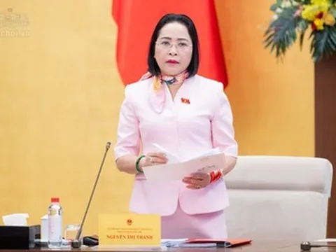 Làm rõ việc thực hiện chính sách tiền lương, phụ cấp và thu hút nhà giáo