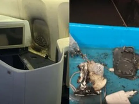 Pin sạc dự phòng phát nổ ở độ cao 9.000 m, máy bay chở 322 người phải quay đầu