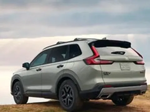 Honda 'tất tay' với xe hybrid, hé lộ về CR-V đời mới