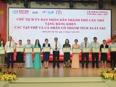 Trường Đại học Tây Đô đẩy mạnh phát triển AI và chuyển đổi số