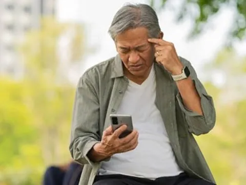 Sau 6 năm nghỉ hưu tôi nhận ra: Phụ nữ không nên dựa vào chồng và con cái, 3 "trụ cột" này vững chắc hơn