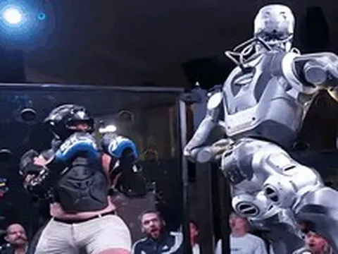 Trận đấu võ đầu tiên giữa con người và robot: Liệu có cân tài cân sức?