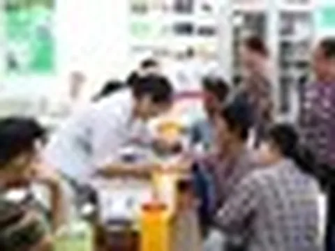 TP Hồ Chí Minh đưa bác sĩ bệnh viện lớn về trạm y tế, miễn phí chạy thận cho bệnh nhân nghèo