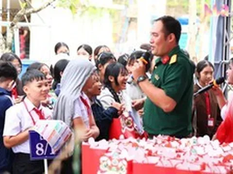 Một thành phố ở Việt Nam đang làm điều chưa từng có: Cuộc hợp lực quy mô lớn vì 1.700 trẻ em vùng cao