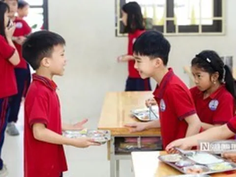 Đề xuất làm rõ trách nhiệm trong tổ chức bữa ăn nội trú, bán trú
