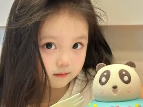 Bà nội định đặt tên cho cháu là Thu Tiền, bố đứa trẻ quyết sửa thành cái tên khác hay hơn
