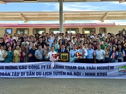Thử nghiệm tàu cao cấp Hà Nội - Ninh Bình, kết nối các miền di sản