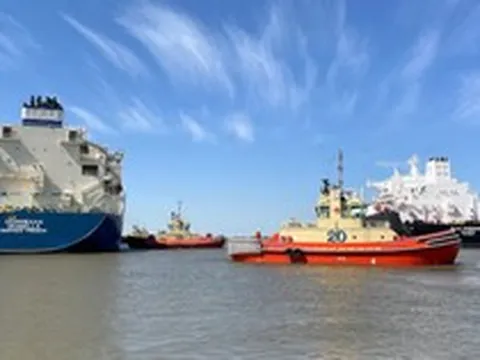 Mỹ đón tin vui từ châu Á và châu Âu