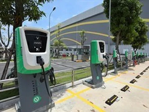 Ban hành quy chuẩn kỹ thuật quốc gia về trụ sạc, trạm sạc xe điện