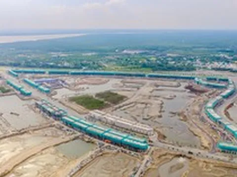 Vingroup của tỷ phú Phạm Nhật Vượng đang xây hơn 20 đại dự án trên cả nước, một doanh nghiệp đối tác cần tuyển 15.000 lái xe, lái máy