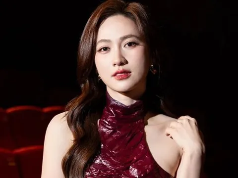 "Nữ thần mặt mộc đẹp nhất Việt Nam" vừa được đề cử Top 100 Gương mặt đẹp nhất thế giới 2026