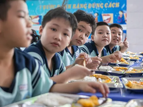 TP.HCM khuyến khích phụ huynh giám sát nguồn thực phẩm trong trường