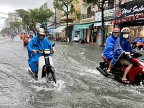 Thời tiết hôm nay 8-10: Miền Trung mưa rất to, miền Nam mưa chiều