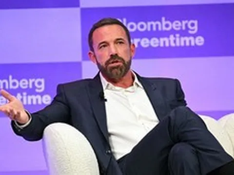 Đừng nghĩ Ben Affleck chỉ là tài tử Hollywood: Ông vừa chứng minh mình am hiểu AI, biết viết code Python và hiểu sâu về mạng thần kinh nhân tạo không kém dân Tech!
