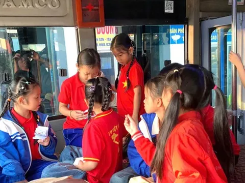 Vụ hàng trăm học sinh ở Nghệ An nghỉ học: Hầu hết học sinh đã trở lại trường