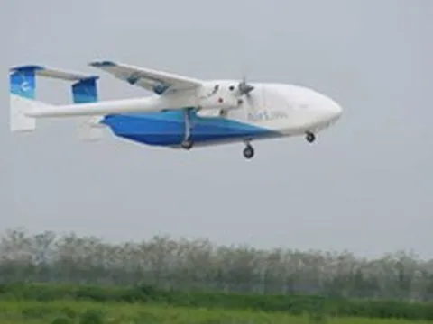 Phát hiện một máy bay không người lái di chuyển tại láng giềng Việt Nam với tốc độ 310 km/h, đi xa tới 2.360 km, thực hiện nhiệm vụ quan trọng