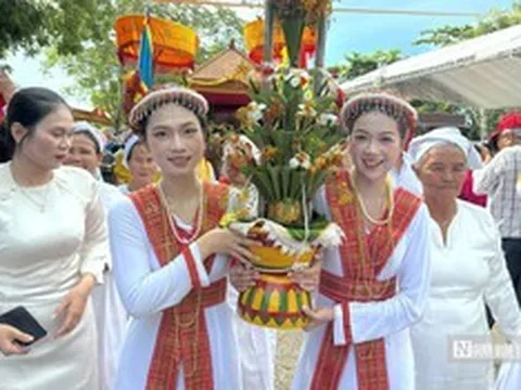 Ngắm sắc màu văn hóa Chăm rực rỡ tại tháp Pô Sah Inư ở Lâm Đồng