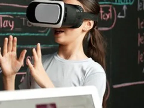 Đưa AI vào trường học: Không để công nghệ làm thay việc học