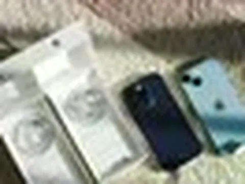Vì sao iPhone ở Việt Nam phải bóc seal, kích hoạt ngay?  iPhone nhanh hết pin vì tính năng ít người để ý