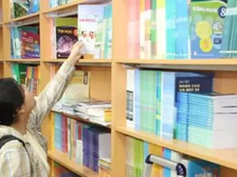 Vụ thiếu sách giáo khoa: Bộ GD&ĐT báo cáo Thủ tướng, những cá nhân nào chịu trách nhiệm?