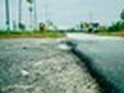 Hiện trạng dự án đường gần 200 tỷ chậm tiến độ, chưa bàn giao đã lún ở Huế