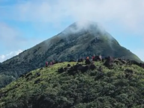 Siêu quần thể “Bà Nà Hills thứ 2” do Sun Group đầu tư nằm trên ngọn núi cao 1.000m dự kiến khởi công ngay trong tháng này