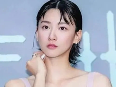 Nữ diễn viên kêu cứu