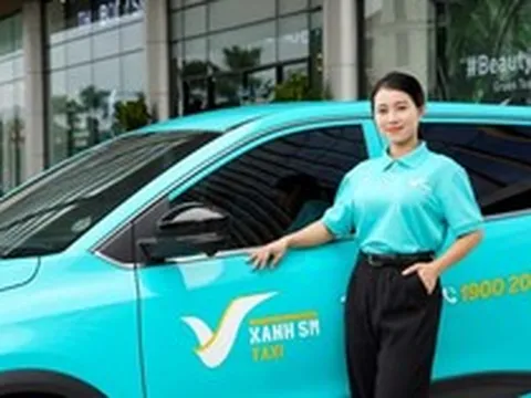 Ông Phạm Nhật Minh Hoàng: Tài xế nữ của Green SM được giảm ngày công, tặng 500.000 đồng khi sinh con