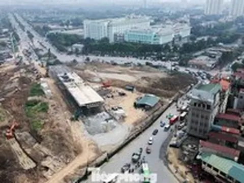 Cầu vượt Phạm Tu - đường 70 thành hình, đúc dầm chạy đua về đích cuối năm
