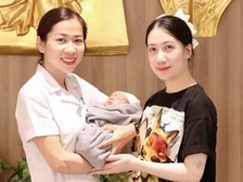 Về từ Hàn Quốc giữ con, mẹ vỡ òa đón bé 1,2kg từ ca tam thai nguy kịch
